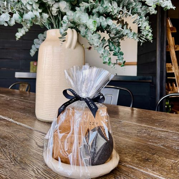 gift boxes & gift cards
