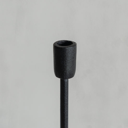 nappe thin steel candle holder